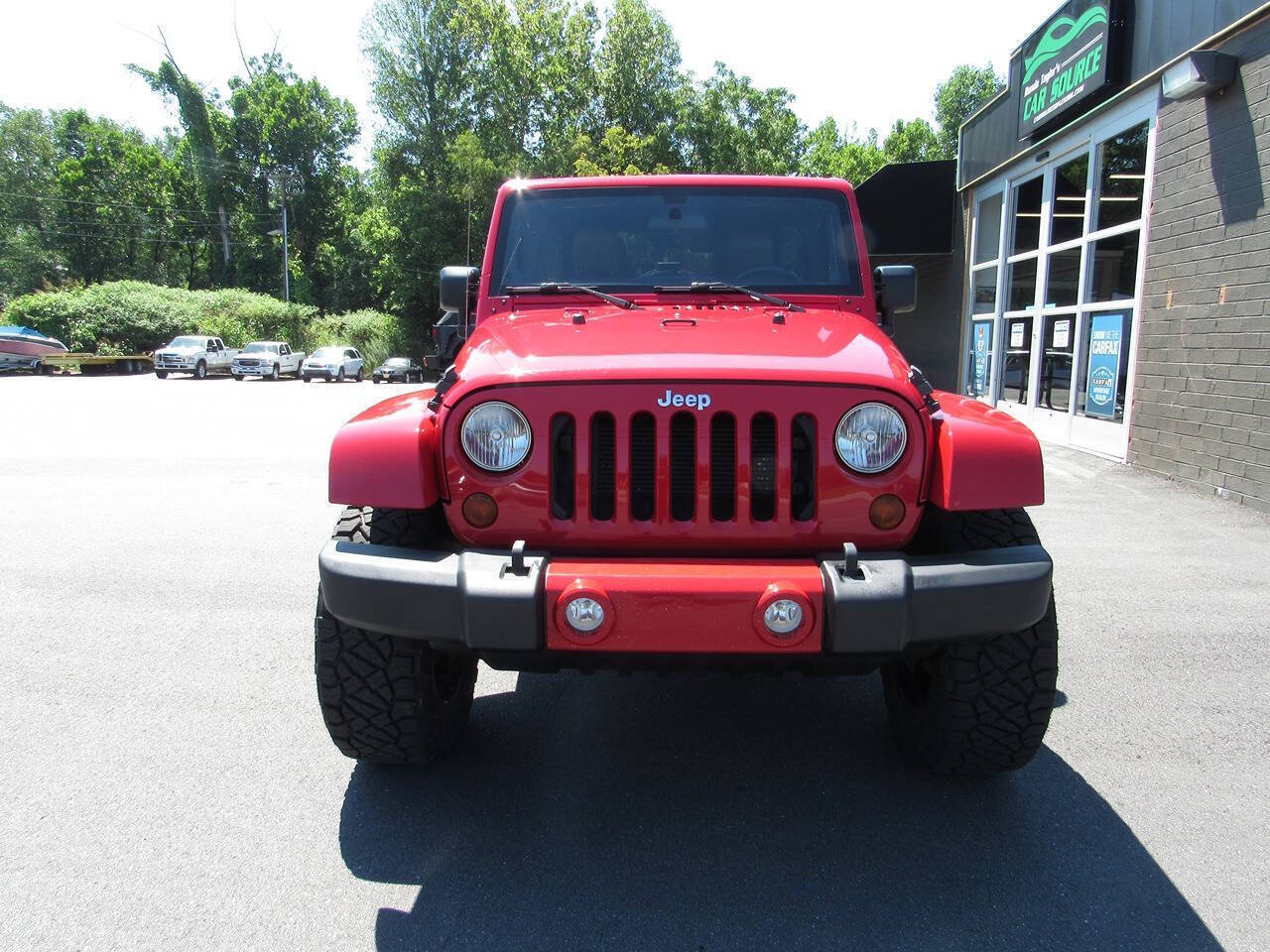 Used 2012 Jeep Wrangler Unlimited Sahara w/ Connectivity Group AWD/4WD image 9