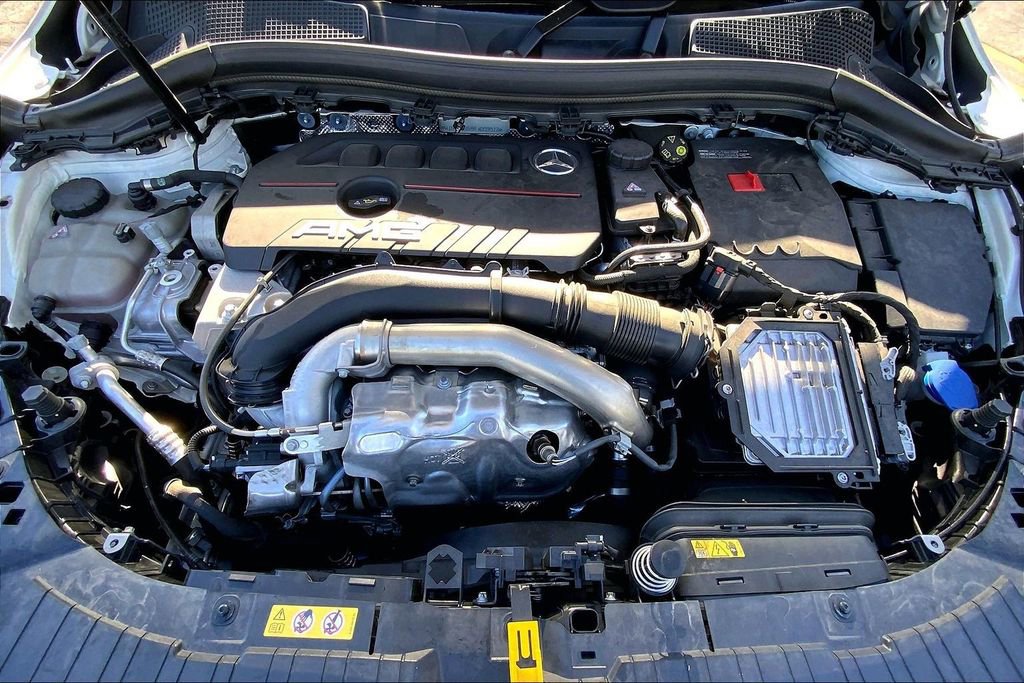 Used 2024 Mercedes-Benz GLA 35 AMG 4MATIC image 29