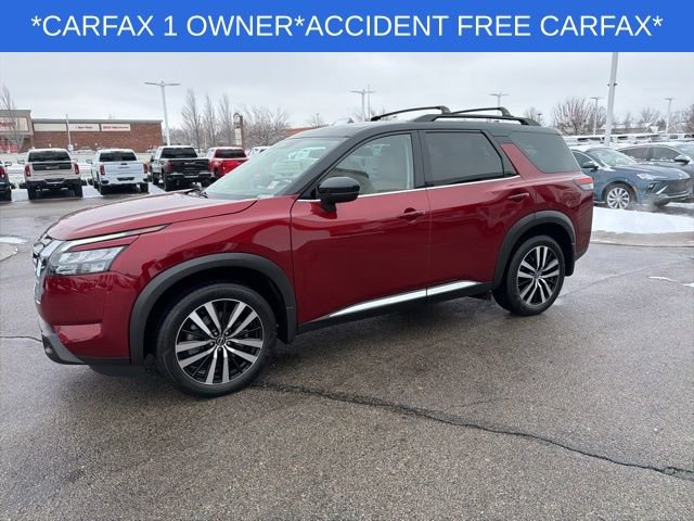 Used 2025 Nissan Pathfinder Platinum image 6
