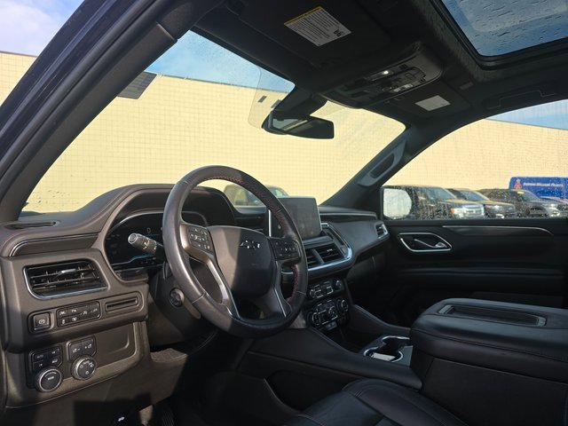 Used 2022 Chevrolet Suburban RST w/ Luxury Package image 11