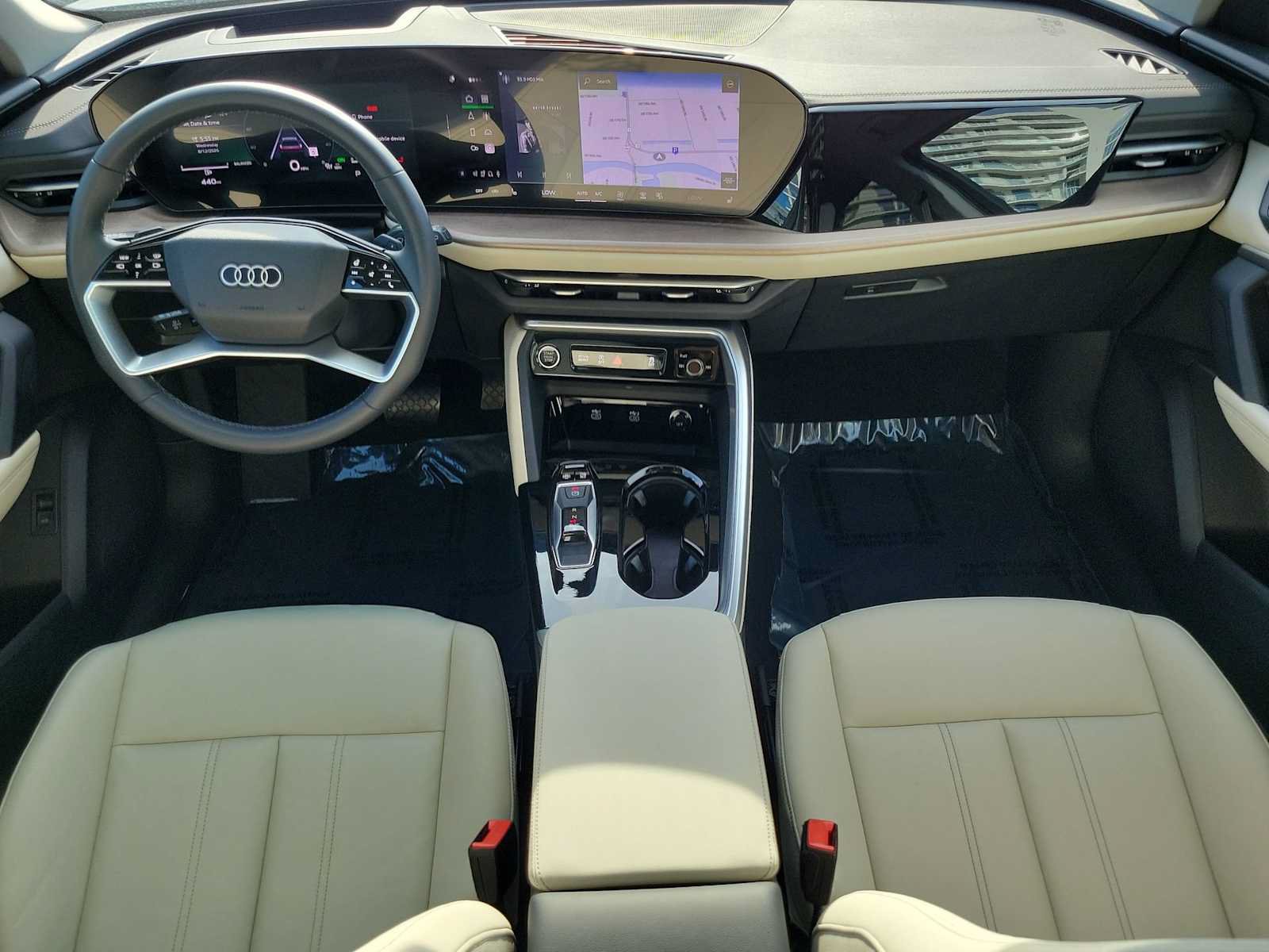 Certified 2025 Audi Q5 Premium Plus w/ Premium Plus AWD/4WD image 14