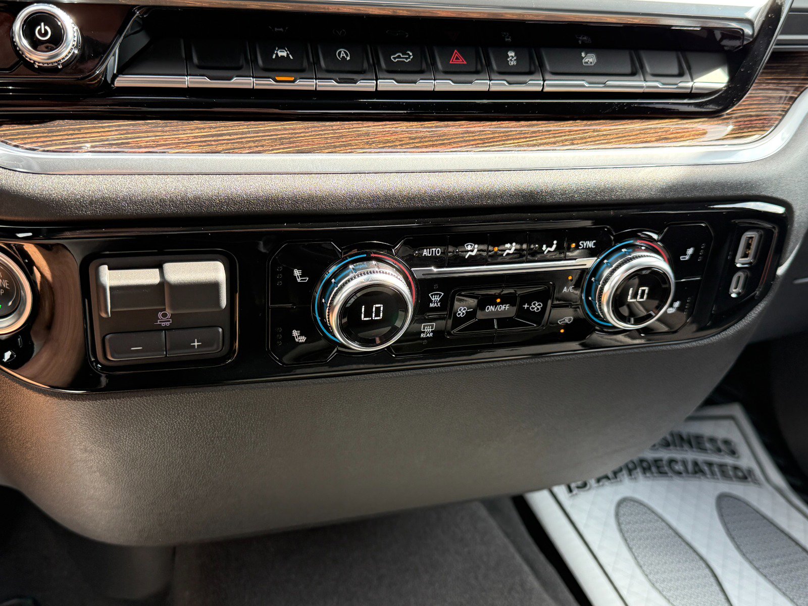 New 2026 GMC Sierra 1500 Elevation image 31