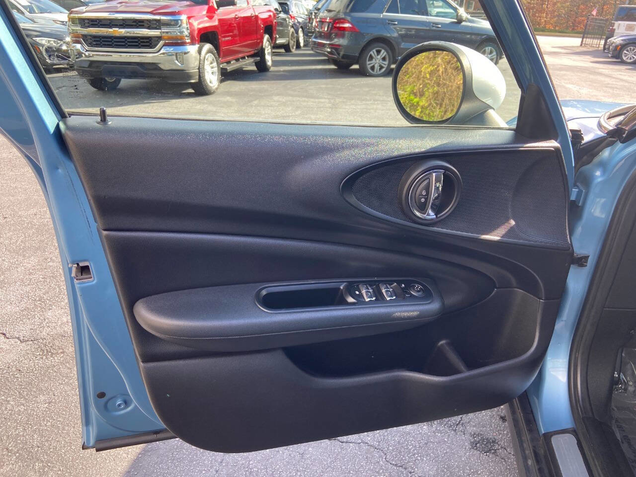 Used 2017 MINI Cooper Clubman ALL4 image 19