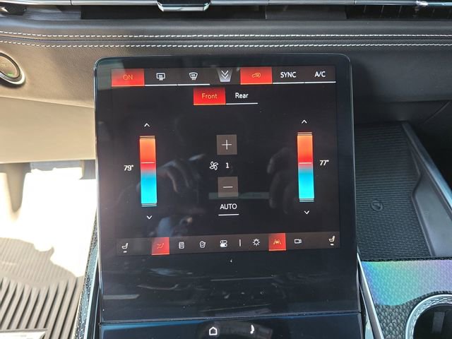 Used 2026 Cadillac Escalade V w/ LPO, ONYX Package image 20