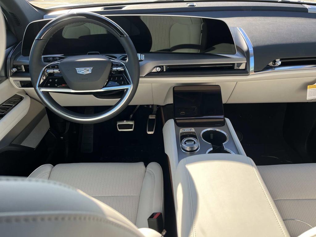 New 2026 Cadillac Vistiq Luxury image 13