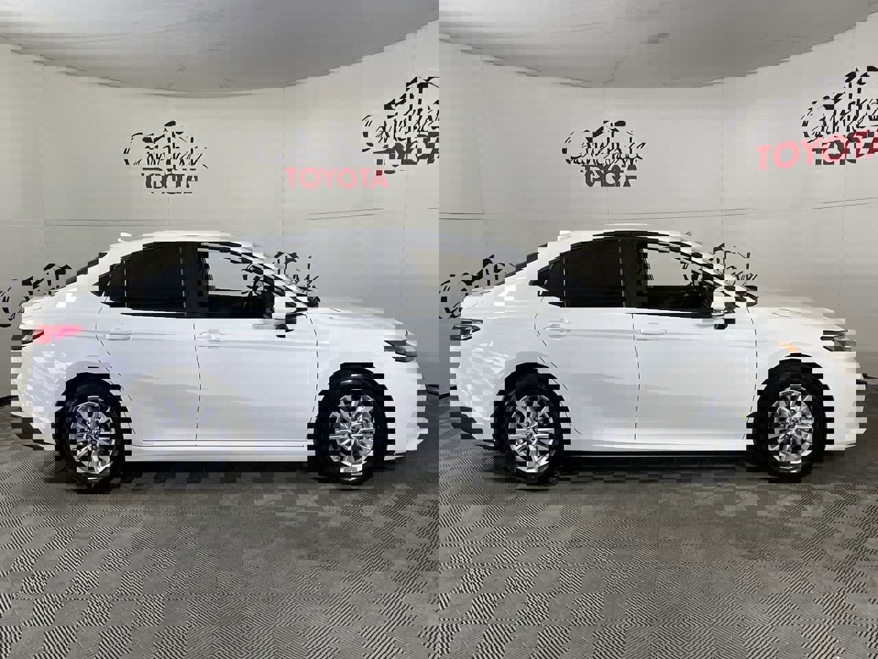 New 2026 Toyota Camry LE image 8