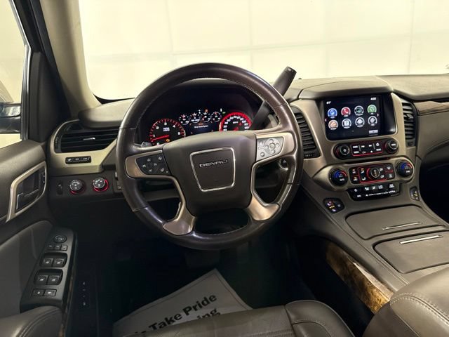 Used 2016 GMC Yukon XL Denali w/ Open Road Package AWD/4WD image 31