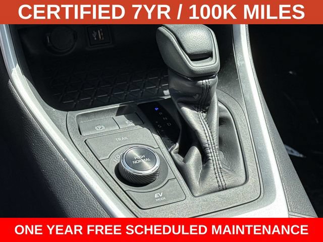 Used 2025 Toyota RAV4 XLE AWD/4WD image 22