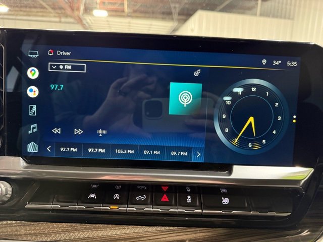 Used 2022 Chevrolet Silverado 1500 LT w/ Protection Package image 18