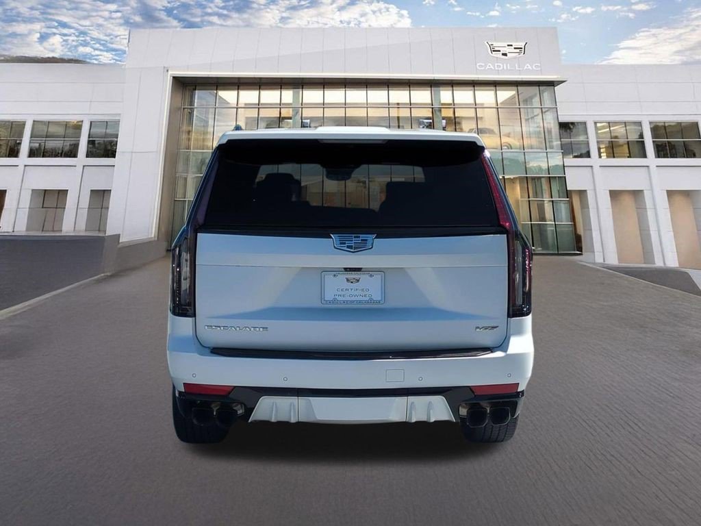 Certified 2024 Cadillac Escalade V w/ Heavy-Duty Trailer Package image 7