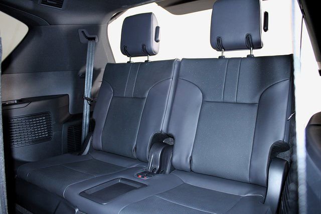 Used 2025 Lexus LX 700h Overtrail w/ Accessory Package (Z1) image 28