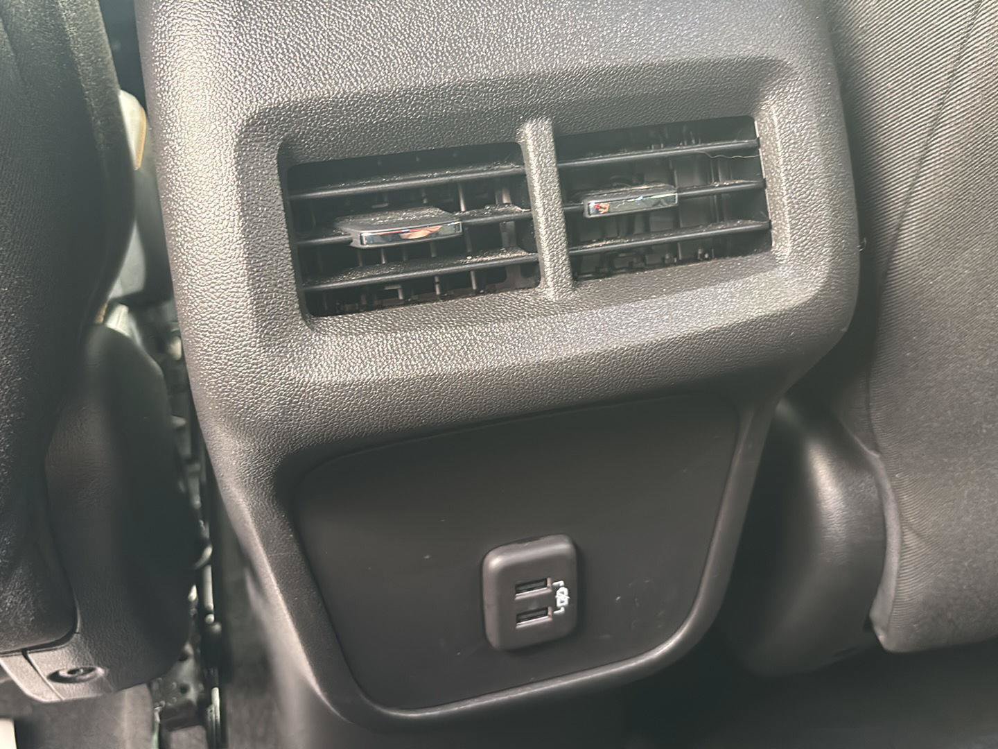 Used 2024 Chevrolet Equinox LT AWD/4WD image 14