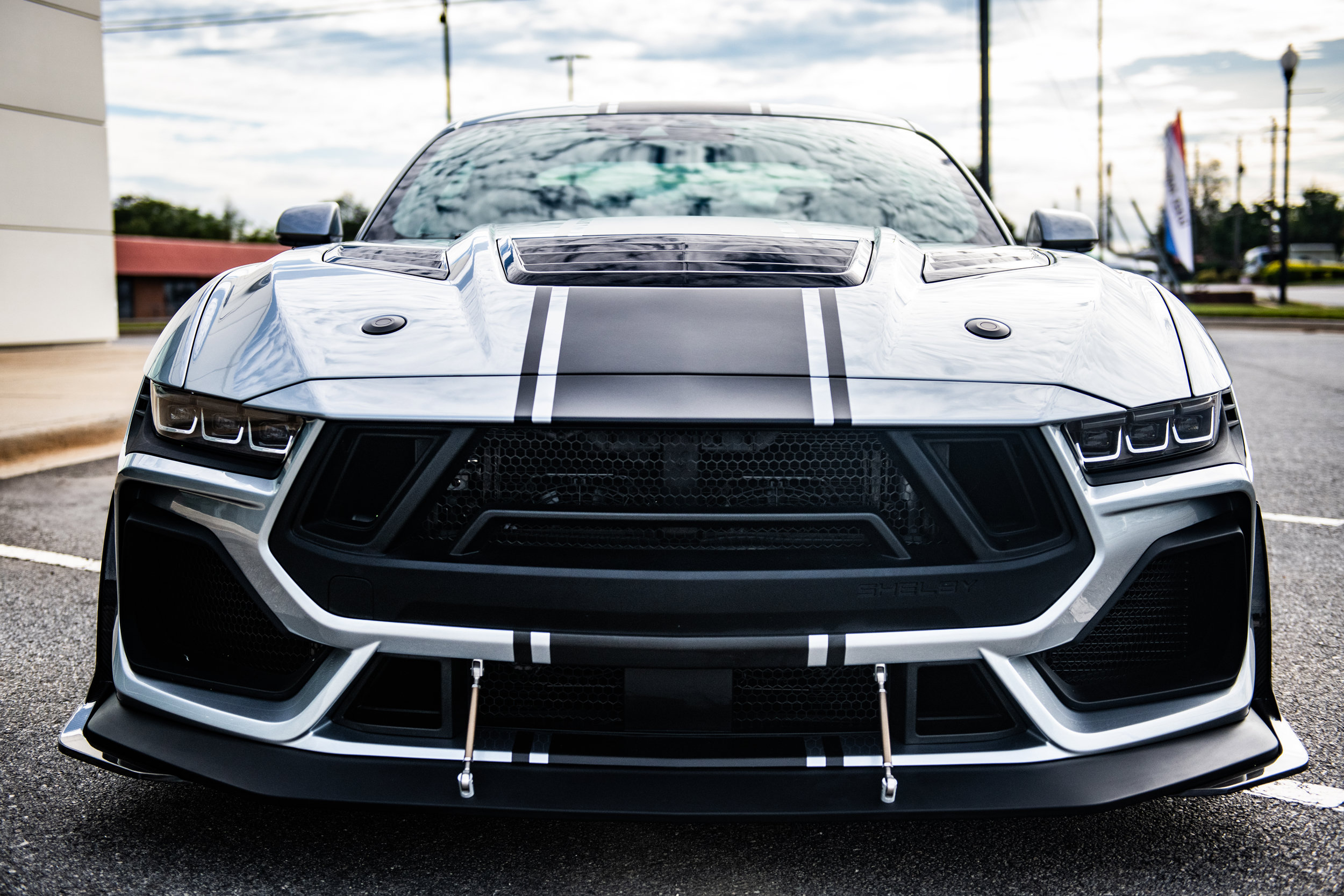 Used 2025 Ford Mustang GT Premium w/ GT Performance Package RWD image 4