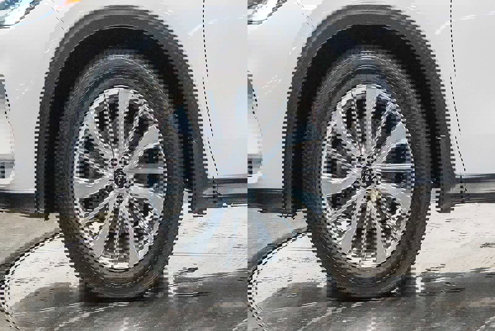 Used 2025 INFINITI QX50 Pure image 9