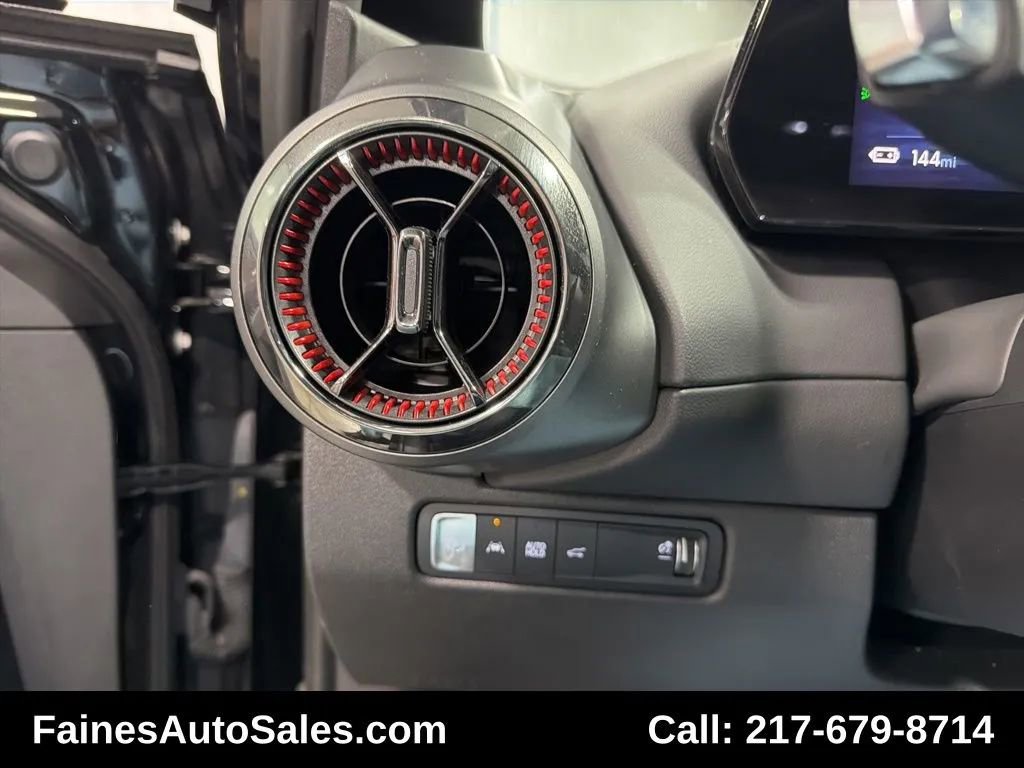 Used 2024 Chevrolet Equinox EV RS AWD/4WD image 44