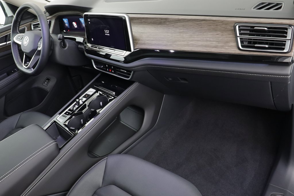 New 2026 Volkswagen Atlas SEL image 21