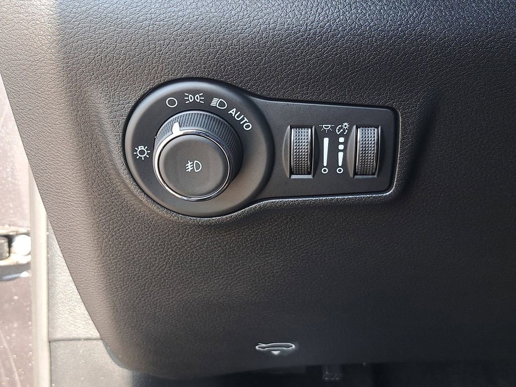 Certified 2023 Jeep Compass Limited w/ Elite Group AWD/4WD image 27