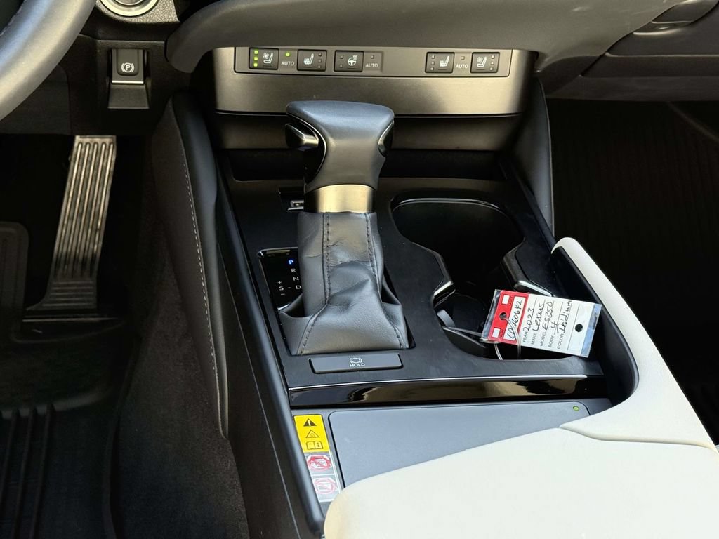 Used 2023 Lexus ES 350 w/ Premium Package FWD image 20