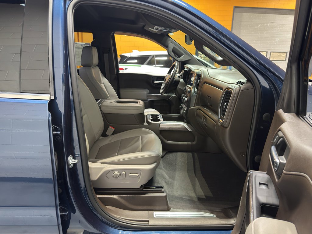 Used 2022 Chevrolet Silverado 1500 LTZ w/ Safety Package II image 19