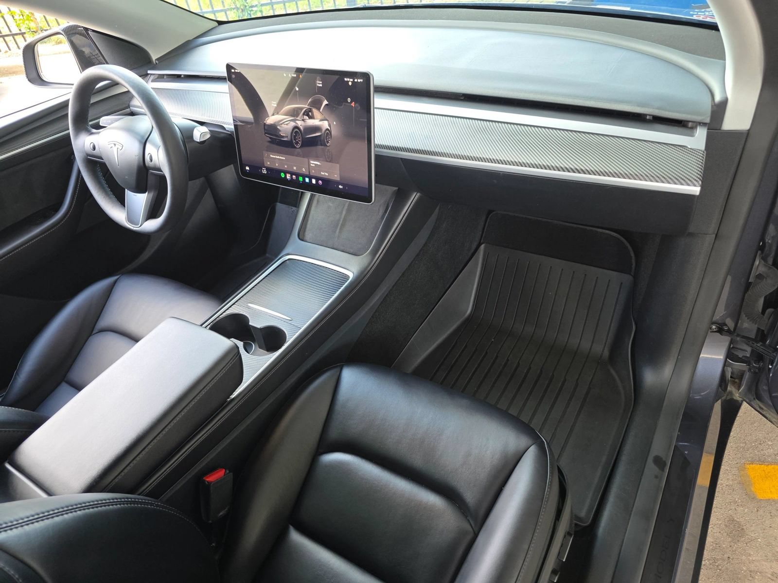 Used 2023 Tesla Model Y Performance AWD/4WD image 27