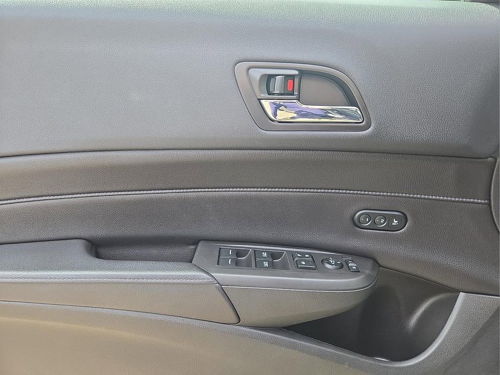 Used 2018 Acura ILX FWD image 12