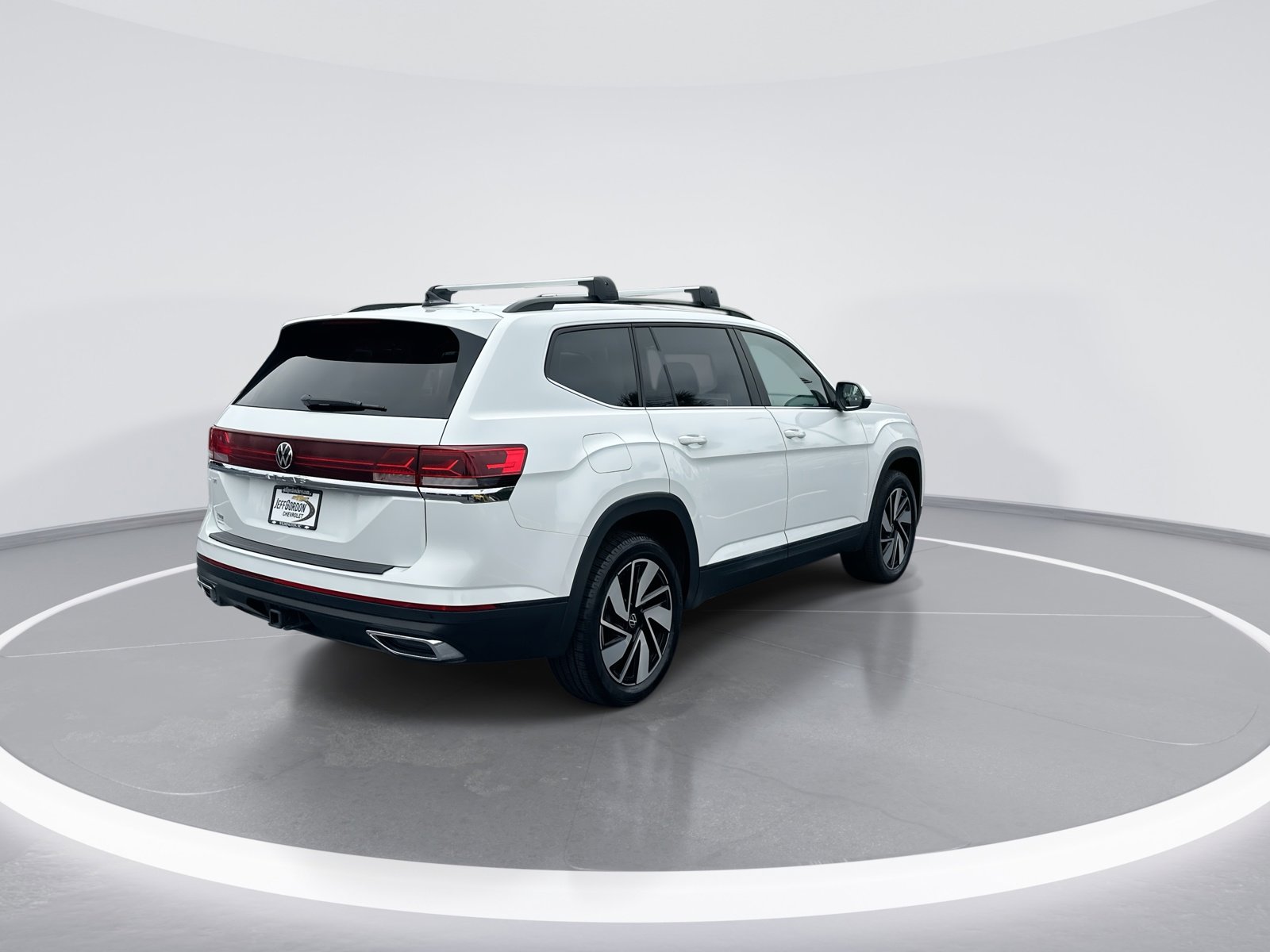 Used 2024 Volkswagen Atlas SE FWD image 9