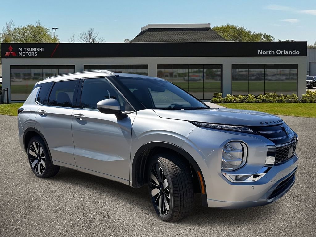 New 2026 Mitsubishi Outlander SEL image 7