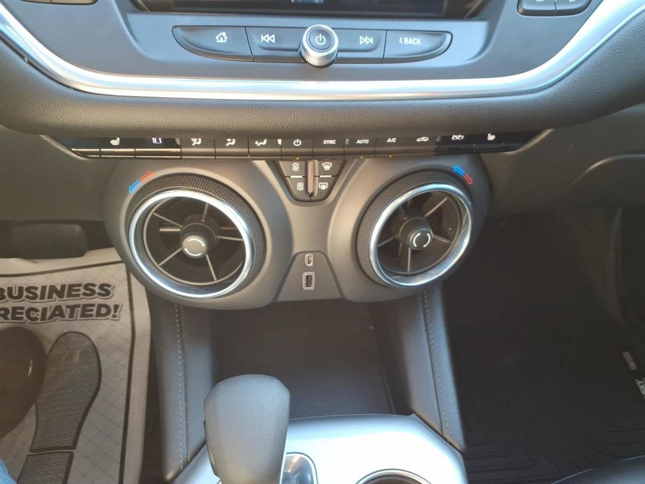 Used 2021 Chevrolet Blazer LT image 15