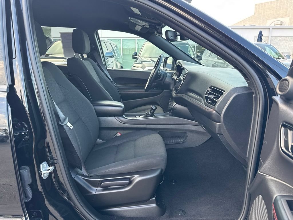 Used 2025 Dodge Durango GT AWD/4WD image 13