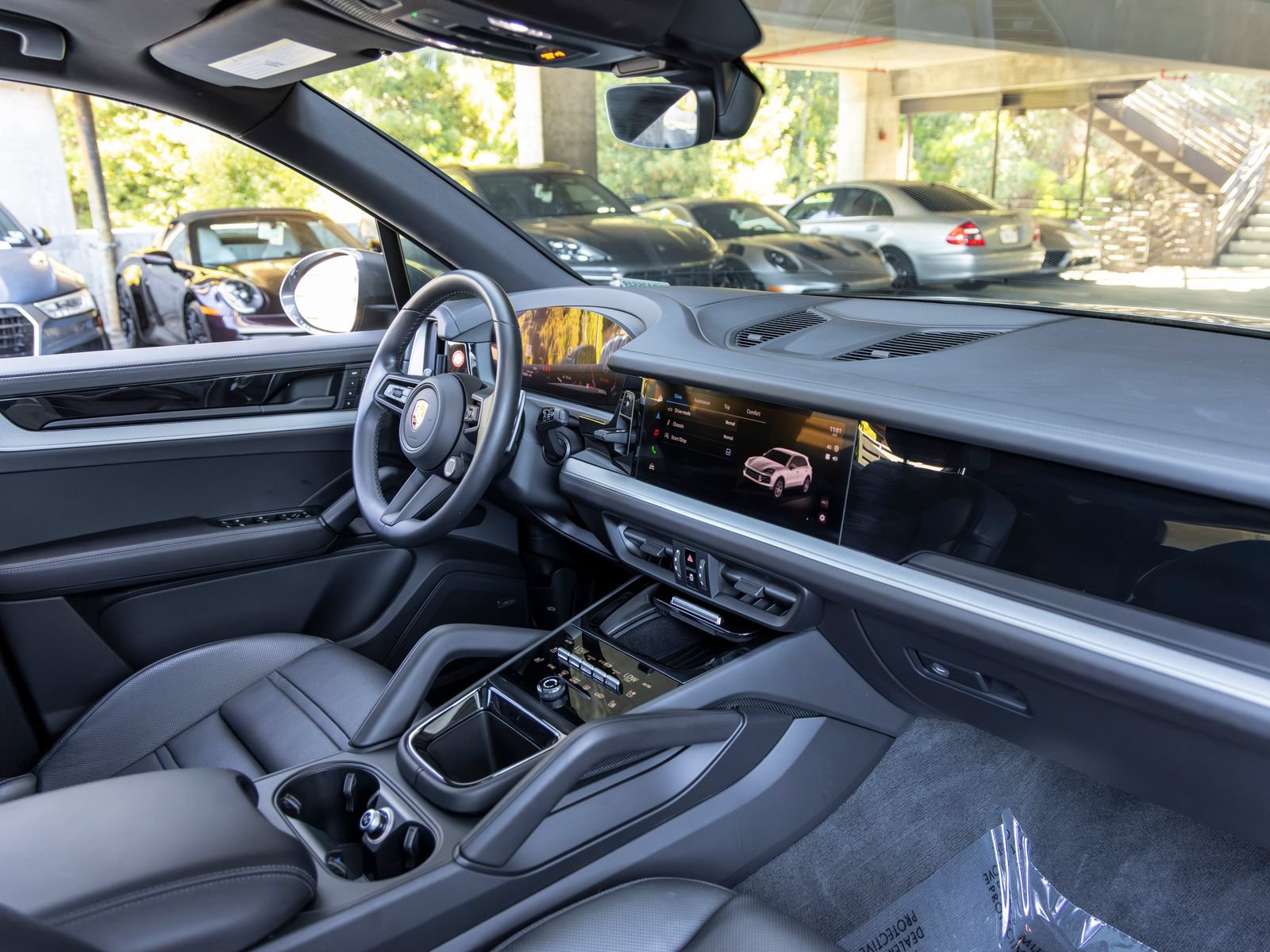 Certified 2024 Porsche Cayenne S AWD/4WD image 58
