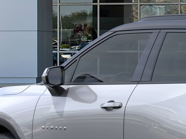 New 2026 Chevrolet Blazer LT image 12