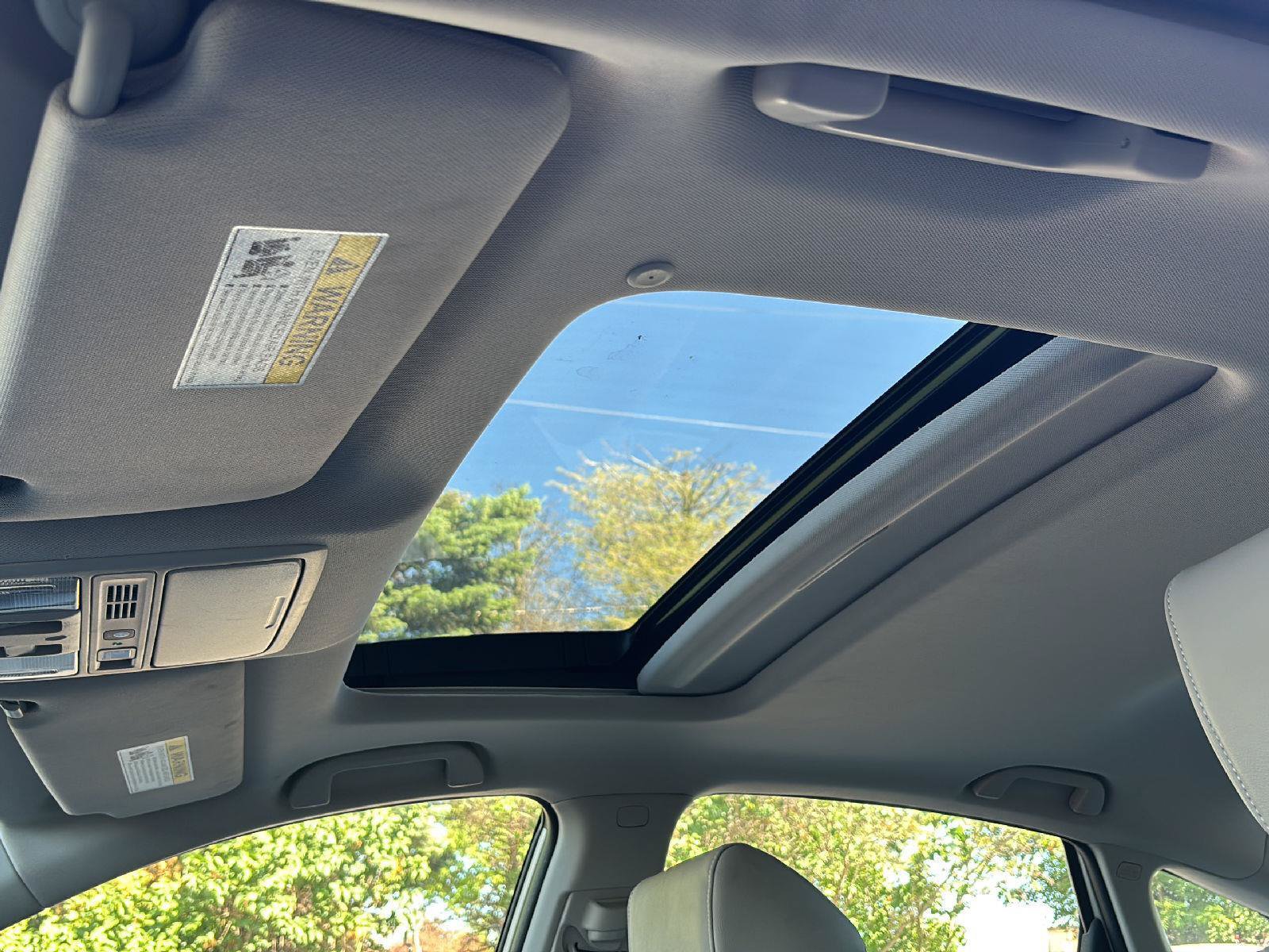 Used 2020 Honda Accord Touring image 19