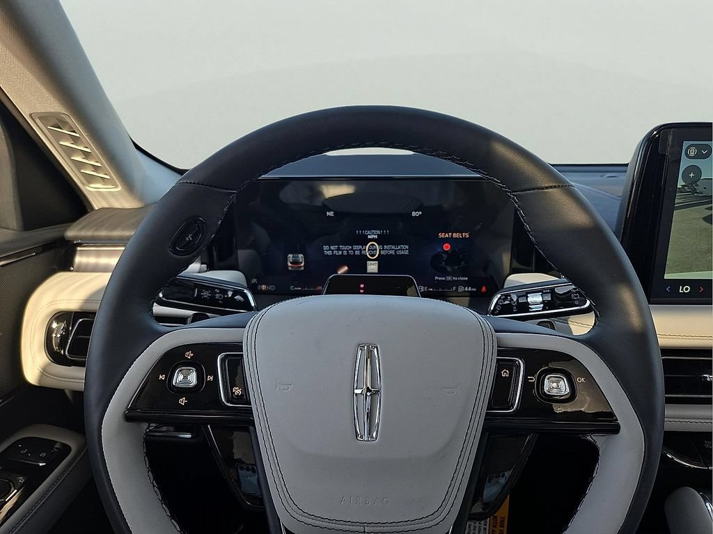 New 2026 Lincoln Aviator 2WD image 19