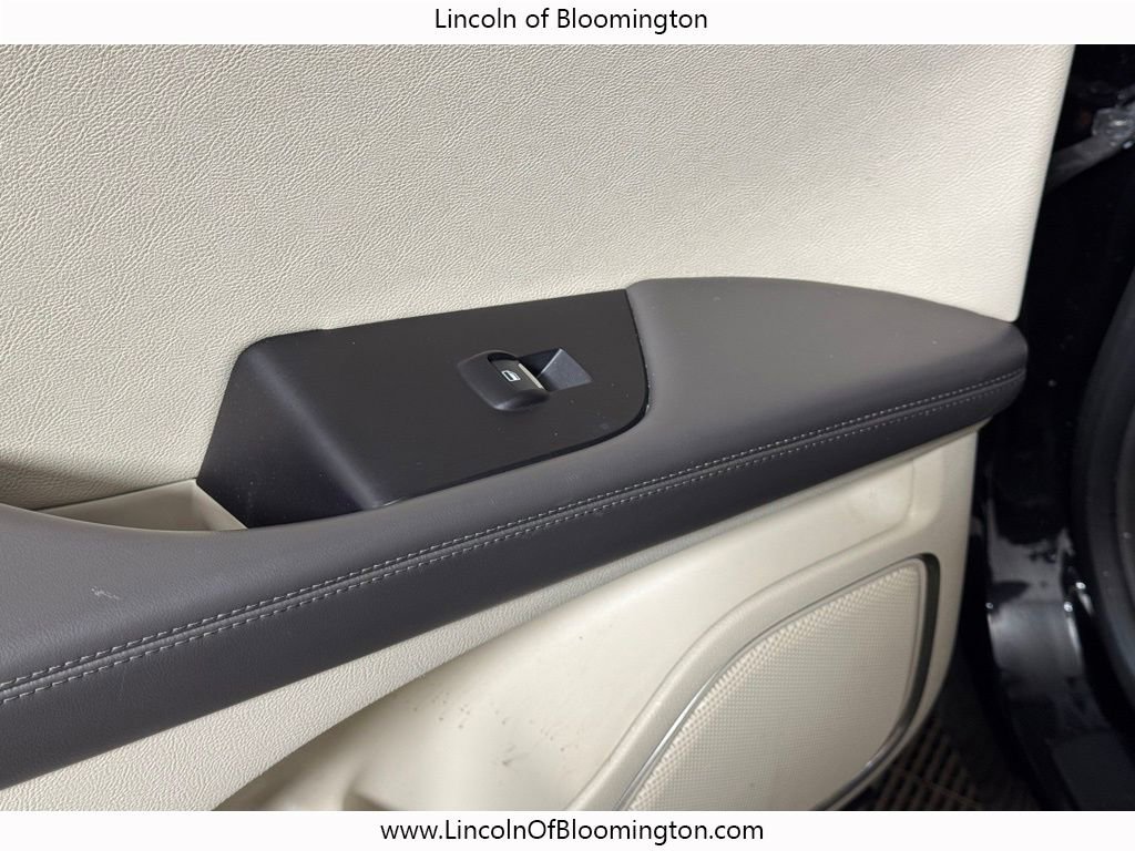 Used 2017 Lincoln MKX Reserve w/ Canadian Touring Package image 50