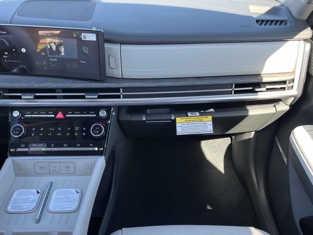 New 2026 Hyundai Santa Fe Limited FWD image 17