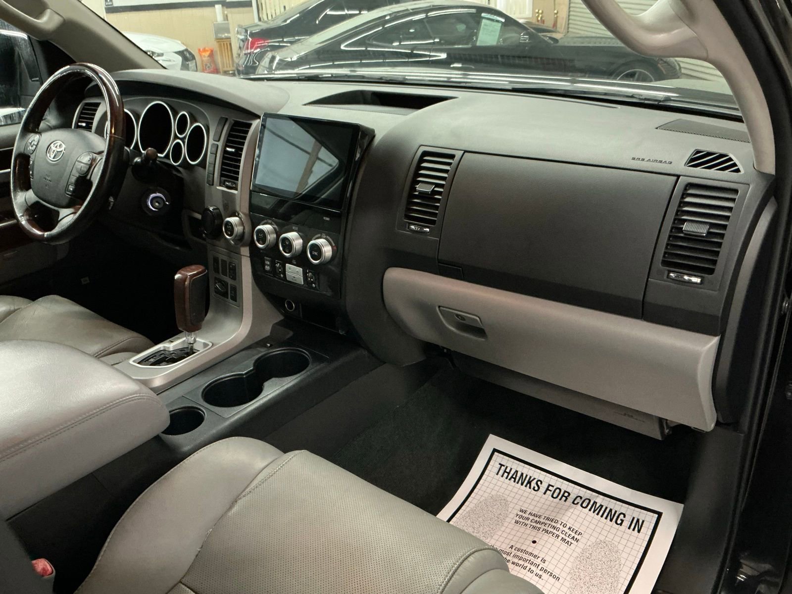 Used 2013 Toyota Sequoia Platinum w/ Preferred Accessory Pkg image 11