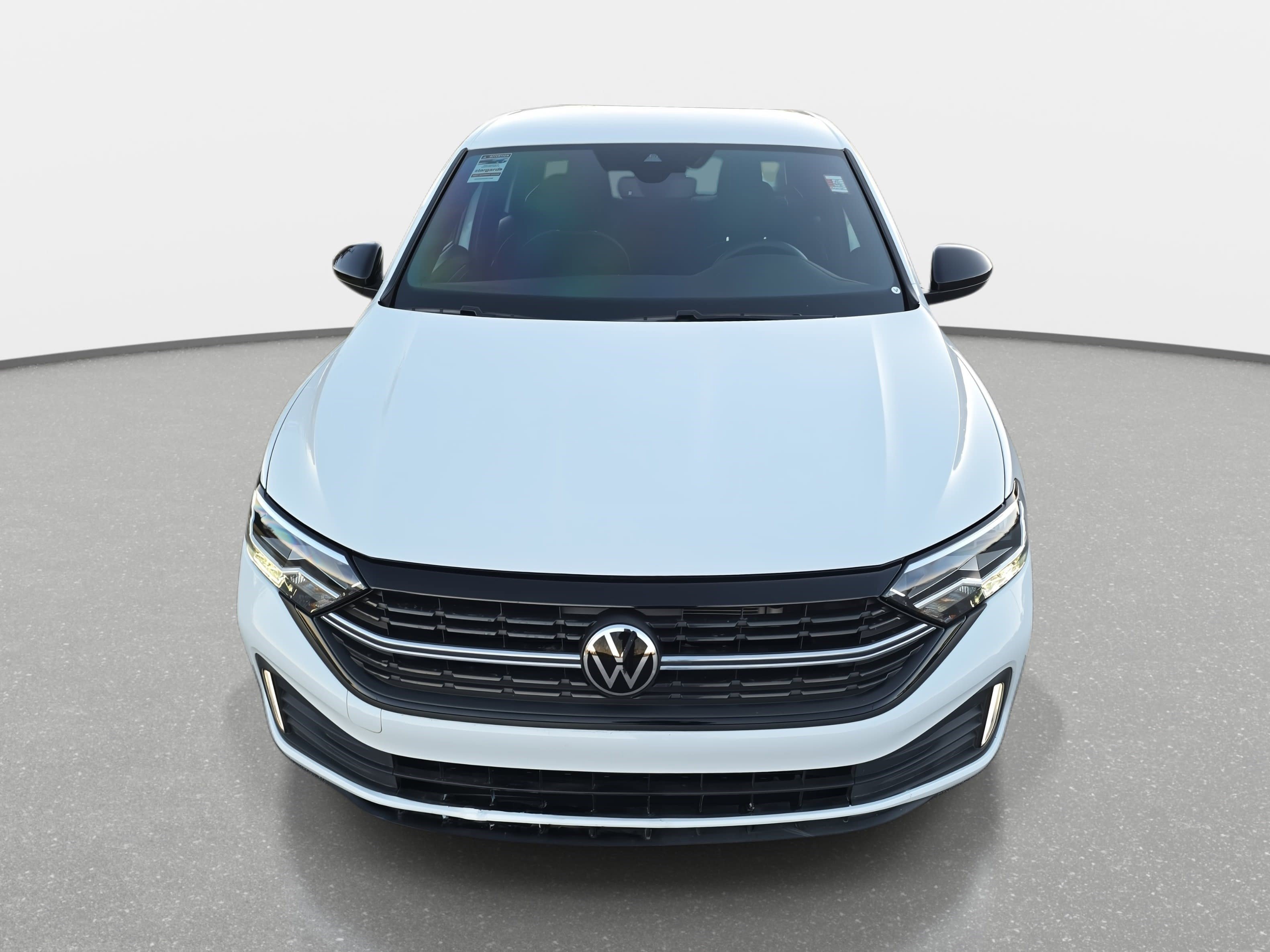 Used 2024 Volkswagen Jetta Sport image 2