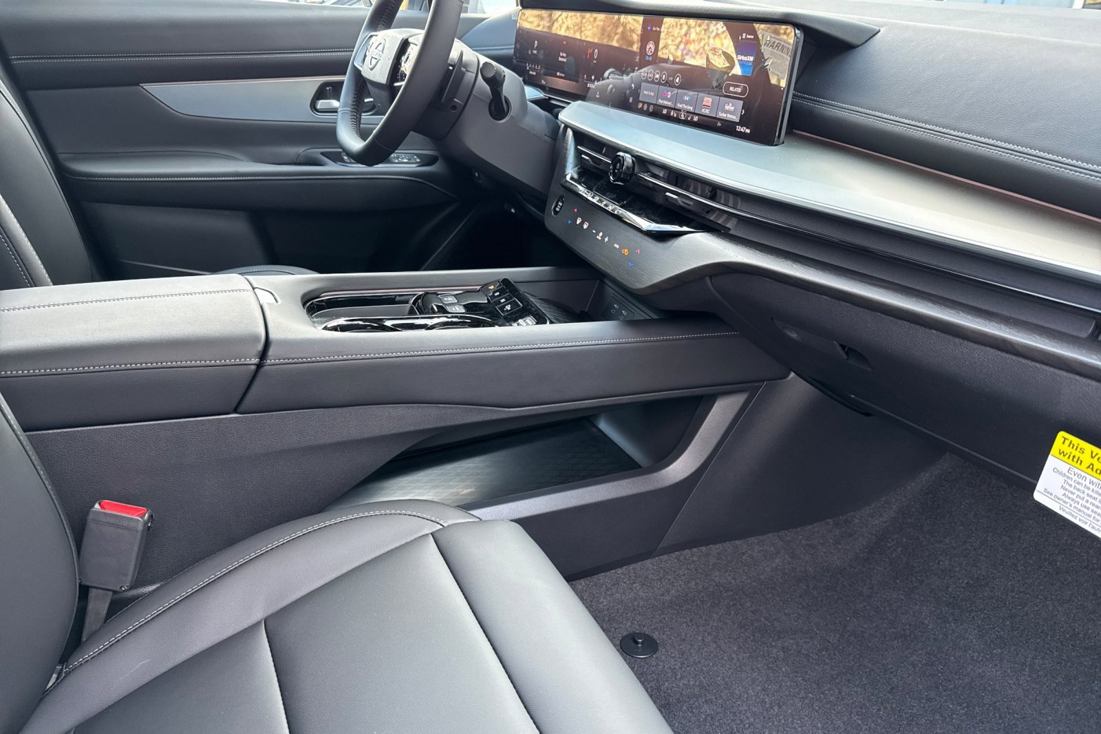 New 2025 Nissan Murano SL image 13