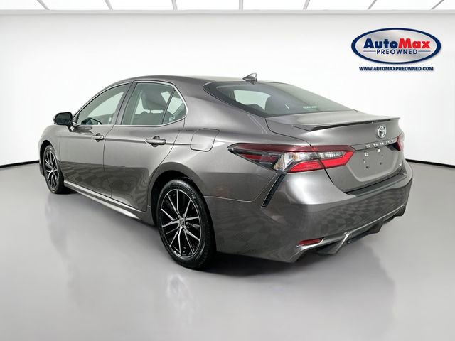 Used 2024 Toyota Camry SE FWD image 5