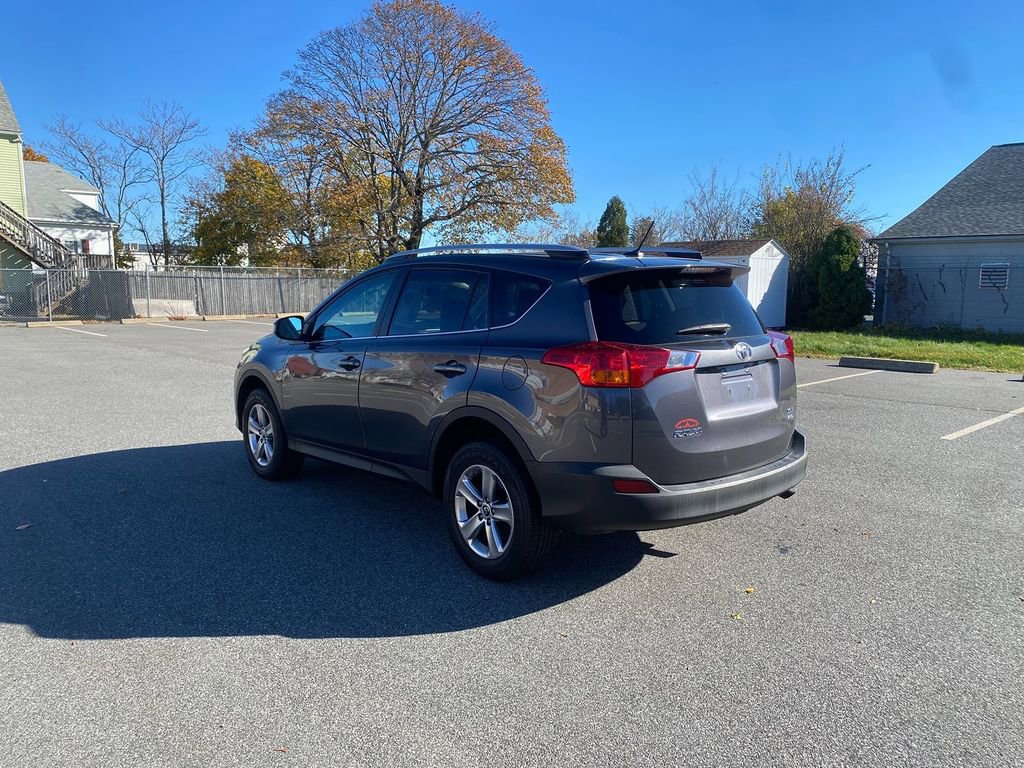 Used 2015 Toyota RAV4 XLE image 8