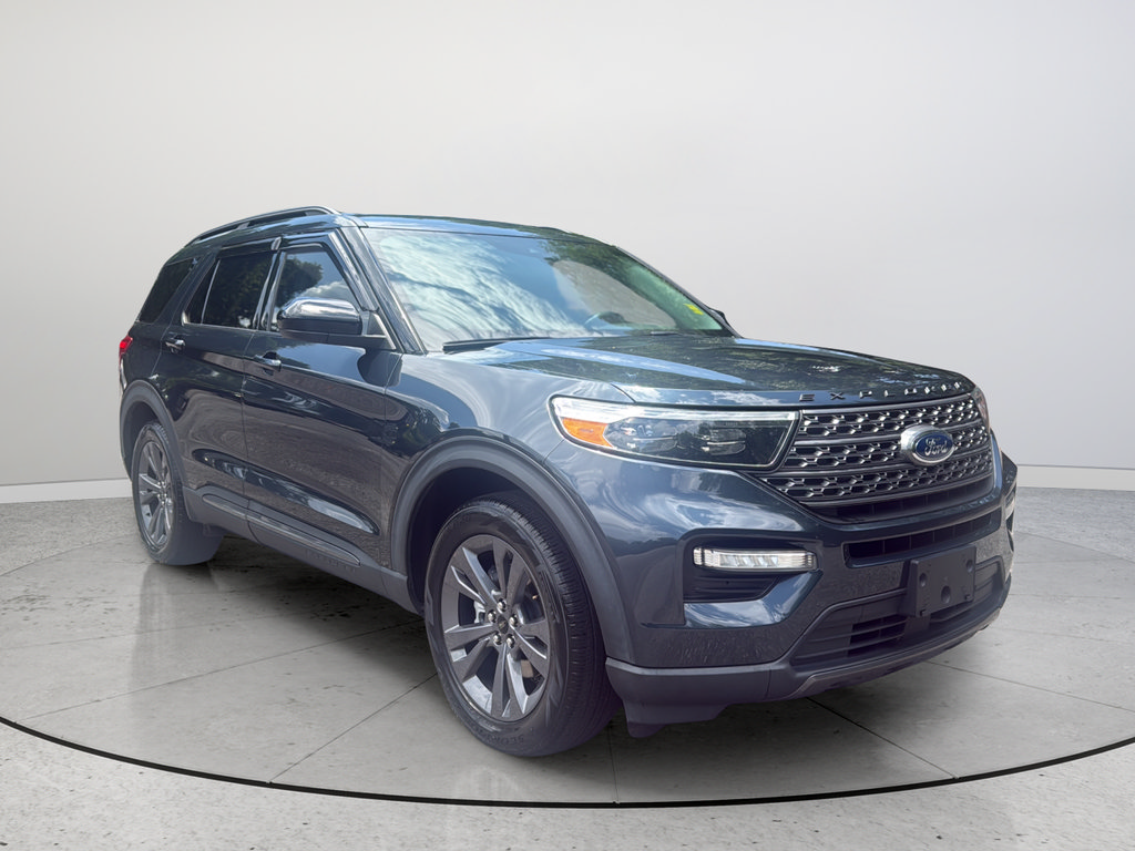 Used 2023 Ford Explorer XLT w/ Equipment Group 202A RWD image 1