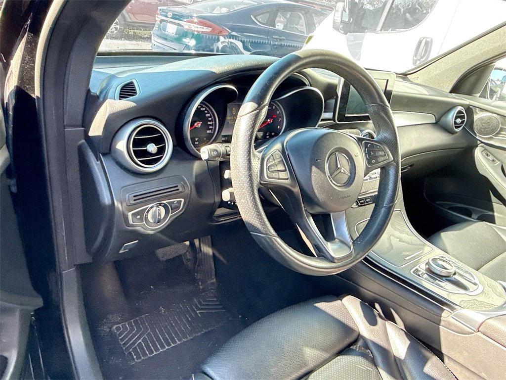 Used 2017 Mercedes-Benz GLC 300 w/ Premium 1 Package image 20