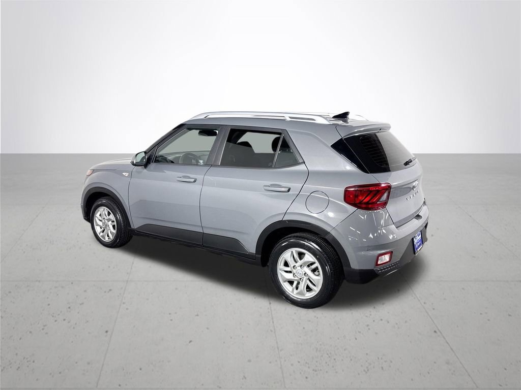 Used 2020 Hyundai Venue SEL image 8