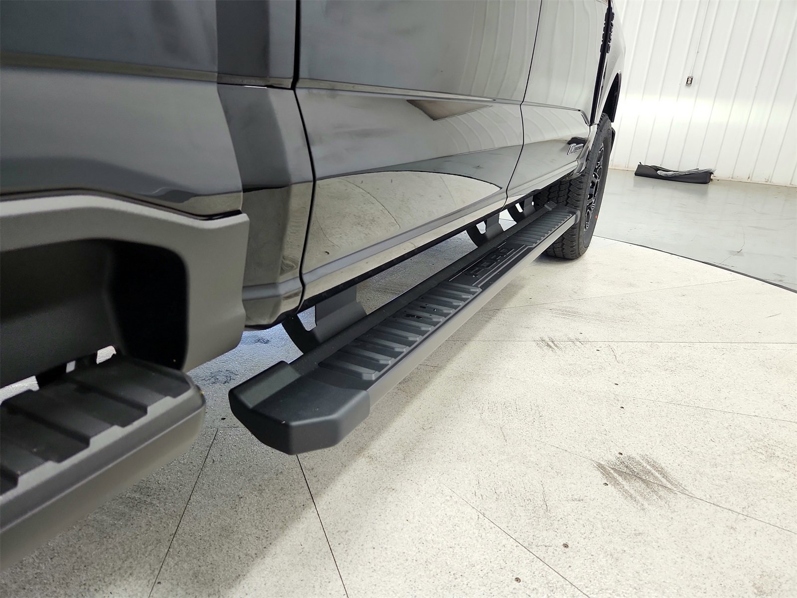 New 2026 Ford F250 Lariat w/ Black Appearance Package image 48