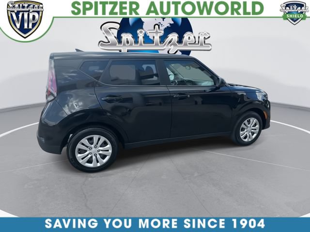 Certified 2025 Kia Soul LX FWD image 9