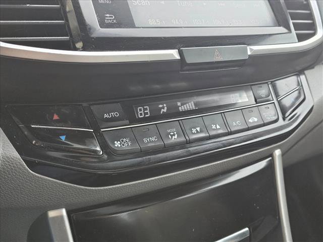 Used 2016 Honda Accord EX image 25