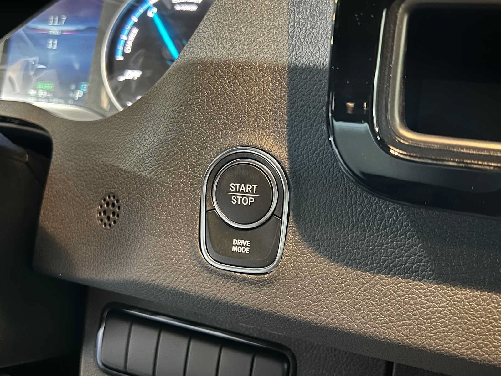 New 2025 Mercedes-Benz eSprinter 170 Cargo image 28