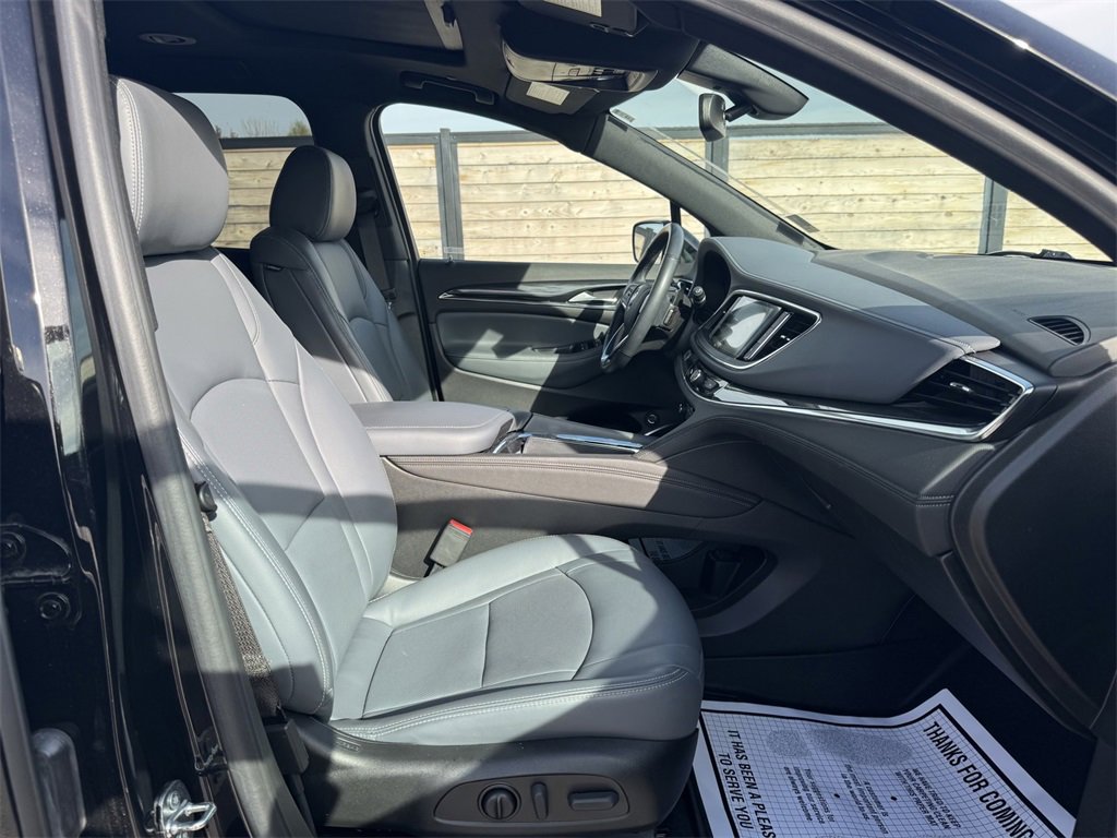 Used 2023 Buick Enclave Essence w/ Experience Buick Package image 12