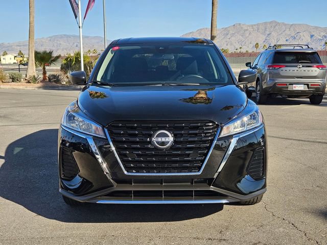 Certified 2025 Nissan Kicks Play S FWD image 7