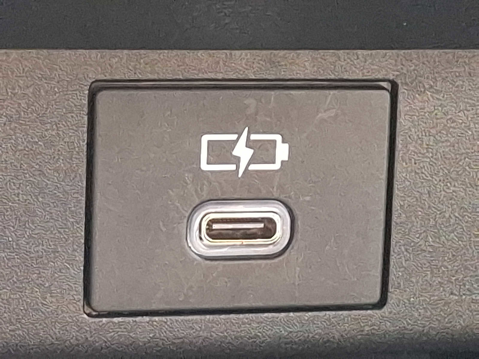 Used 2025 Toyota Grand Highlander AWD image 23